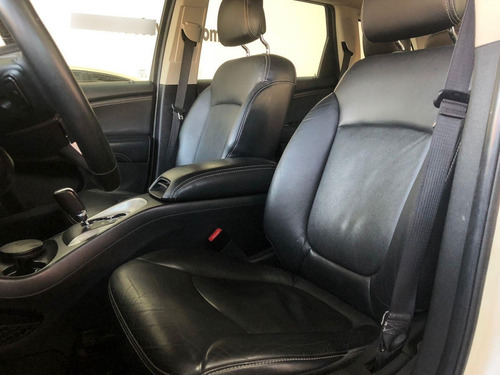 Imagem 10 de 25 de Fiat Freemont 2.4 16v Precision 2013 7 Lugares Teto Solar