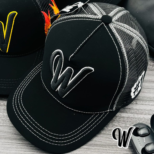 Gorras De Blessed Y Westcol Importadas