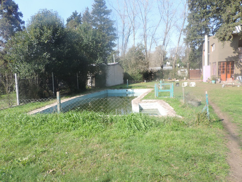 Excelente Lote Con Pileta En Barrio Los Jazmines, Del Viso