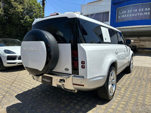 Land Rover Defender 130 First Edition 2023 Blanco