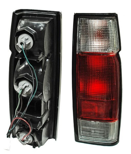 Calavera Nissan Pick Up D21 02-03-04-05 Rojo/bco Derecha