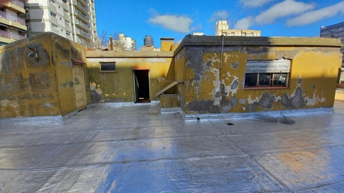 Imagen 4 de 13 de Venta Local + Ph + Terraza. Total 300m2 Frente Al Shopping Los Gallegos