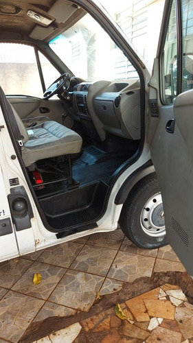 Imagem 3 de 7 de Renault Master 2005 2.5 Dci L2h1 2p