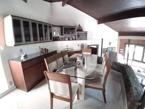 Casa De Condomínio À Venda Na Avenida Central Ewerton Xavier, Itaipu, Niterói - Rj - Liv-6639