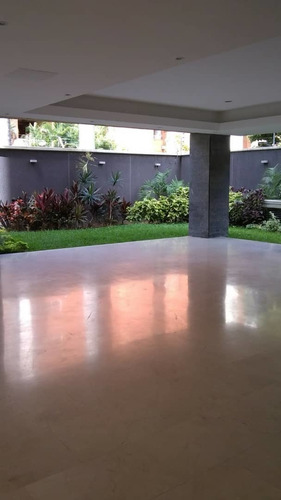 Imagen 7 de 14 de Venta De Apartamento Lujoso En Los Naranjos De Las Mercedes,