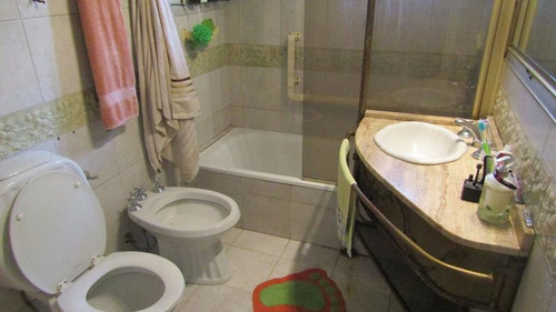 Imagen 7 de 16 de Señorial Semi Piso Frente A La Plaza Conesa - Venta Directa!!!