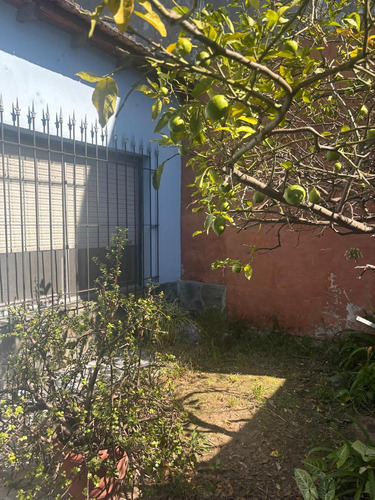 Alquiler De Ph En Muy Buen Estado Con Jardín En Martinez