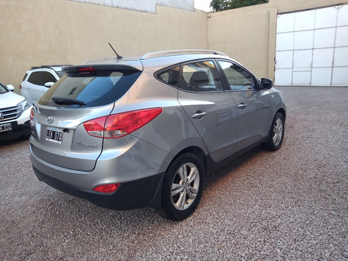 Hyundai Tucson 2.0 Gl 5mt 2wd