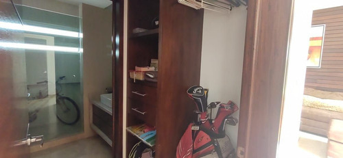 Hermosa Residencia Con Acabados De Lujo