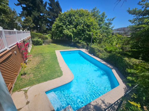 Tejada Con Niveles 4dort+4baños+10estc+bod+gy+piscina+jardin