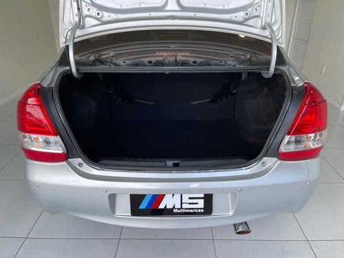 Imagem 7 de 15 de Toyota Etios Sedan 1.5 Xls Mec 2013