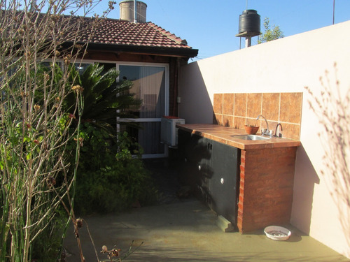 Casa De 2 Dormitorios Calle 115 E. 414 Y 415