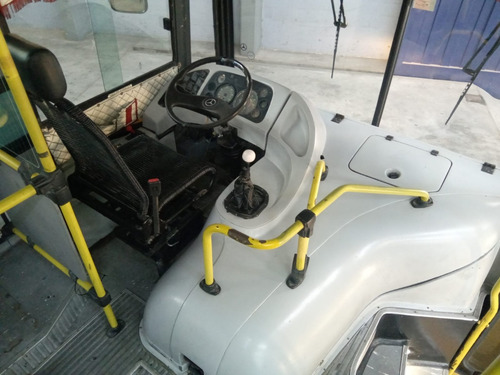 Mercedes Benz Of 1418 - Modelo 2012