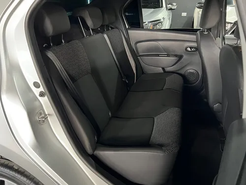 Renault Logan 1.6 Automatico