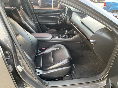 Imagen 12 de 14 de Mazda 3 I Sport Grand Touring 2019