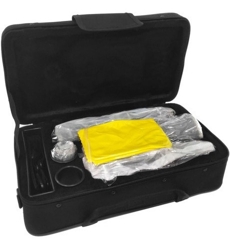Imagem 7 de 8 de Clarineta Clarinete Benson Bcl-1bn 17 Chaves Com Case Luxo