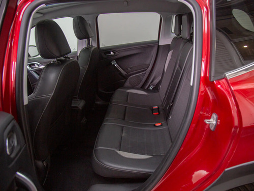 Peugeot 1.2 Allure Pack Puretech 110hp At 2008