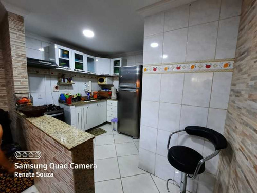 Imagem 8 de 15 de Ampla Casa Triplex Totalmente Reformada Com 3 Quartos ( 1 Suíte ) Para Venda No Bairro Vila Nova - Nova Iguaçu. - Sica30020