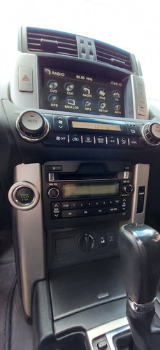 Imagen 17 de 18 de Toyota Prado Vx 150 At 4.0 2012