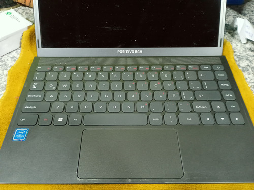 Notebook Positivo Bgh Serie At - Repuestos Gris (Usado)