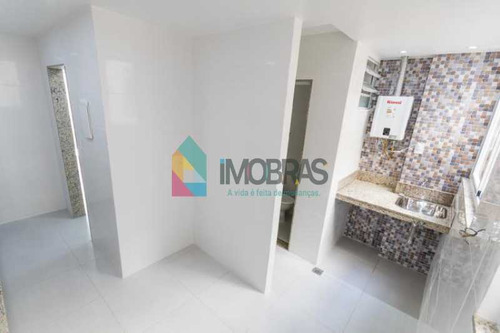 Imagem 12 de 15 de Apartamento No Leme!! - Boap20513