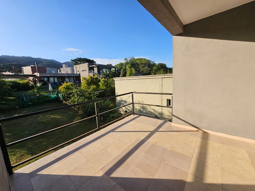 Hermosa Casa En Venta - Country La Arboleda - Vista Única!!!