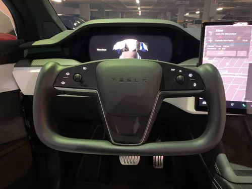Tesla Model X Plaid 2023