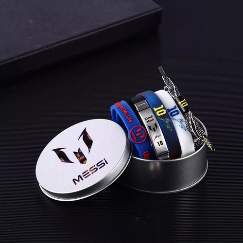 Set De Pulseras Con Estuche De Astros Messi Y Cr7 Ronaldo Azul (color) 19 Cm
