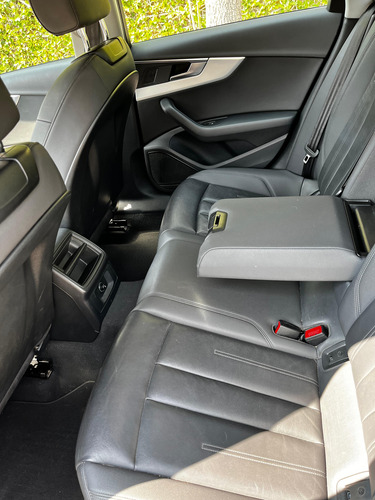 Audi A4 2.0 T Select 190hp Dsg