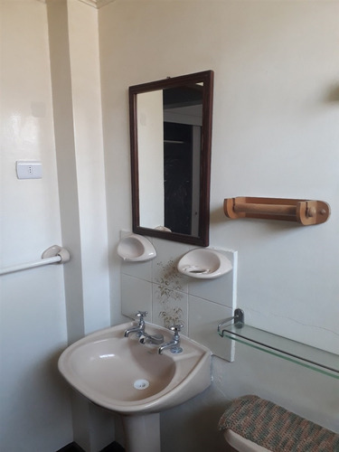 Vendemos Excelente Casa De Tres Dormitorios Y Dos Baños