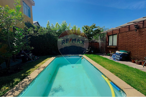 Dos Casas En Un Terreno De 452 M2 En Ñuñoa