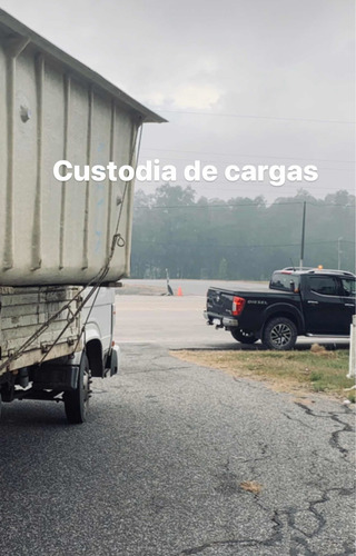 Imagen 3 de 4 de Auxilio Guinches Traslados , Vehículos Elevadores Maquinaria
