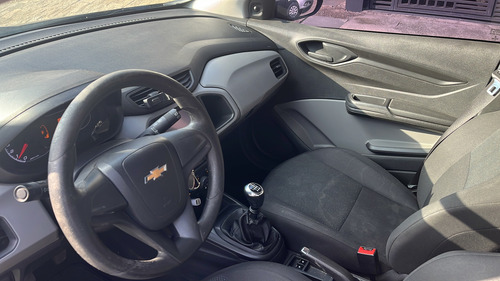 Chevrolet Onix 1.0 Joy 5p