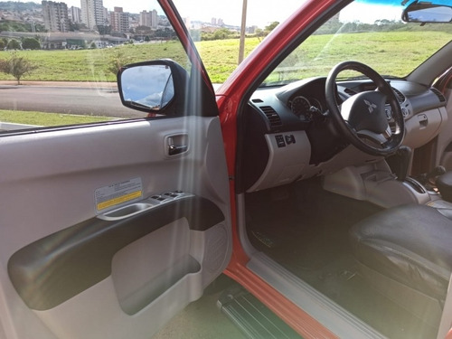 Mitsubishi L200 Triton Especial Mmc