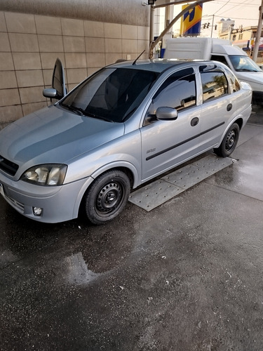 Chevrolet Corsa Sedan 1.0 Maxx Flex Power 4p