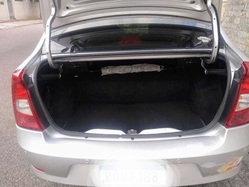 Renault Logan 2012 1.0 16v Expression Hi-flex 4p