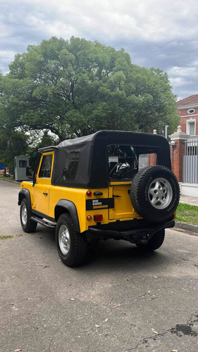 Imagen 5 de 25 de Land Rover Defender 1997 2.5 90 Sport