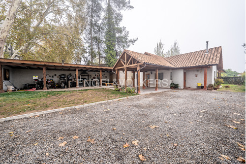 Casa Con Quincho Cercano Centro De Isla De Maipo