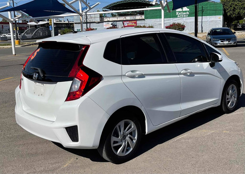 Imagen 5 de 14 de Honda Fit 2017 1.5 Fun Mt Marchas