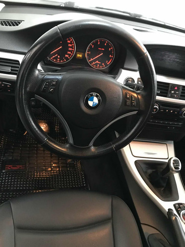 BMW Serie 3 2.0 320i Sedan Executive