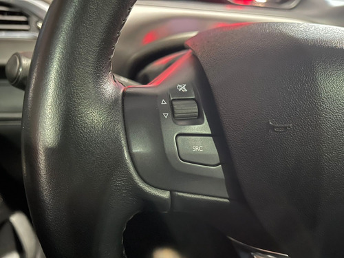 Peugeot 2008 1.6 Feline Tip