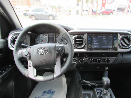 Imagen 12 de 15 de Toyota Tacoma 2016 Sport 4x4