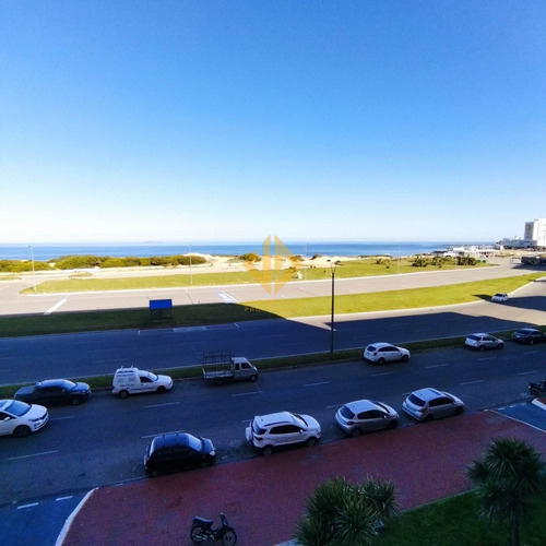 A Pasos De La Playa Brava Y Del Centro De Punta Del Este 