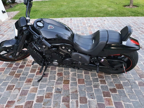 Harley Davidson Night Road