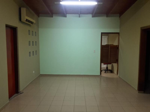 Casa Alquiler 2 Dormitorios 1 Baño 1 Patio 300 Mts 2 - Villa Elvira