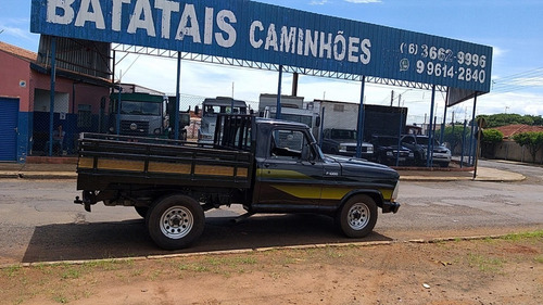 Ford F-1000 Ano 1988/ Batatais Caminhões