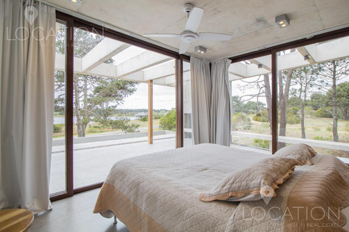 Alquiler Casa 4 Dormitorios Barrio Cerrado Laguna Escondida, José Ignacio