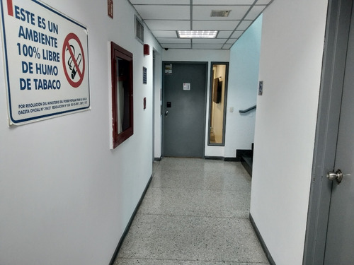 Imagen 3 de 10 de Se Vende Edificio De Oficinas Comercial Los Ruices Estacionamiento Impècable Conservacion