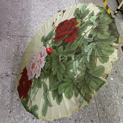 Hecho A Mano Del Paño De Seda E