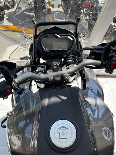 Imagen 2 de 2 de Benelli 502 Trk